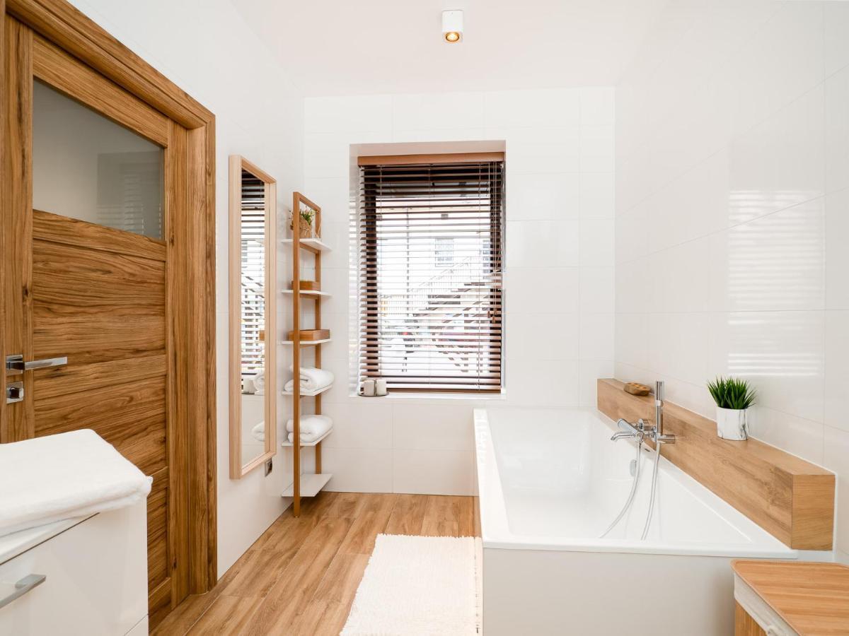 Delux Aleja Nmp 8 - Free Parking Apartment